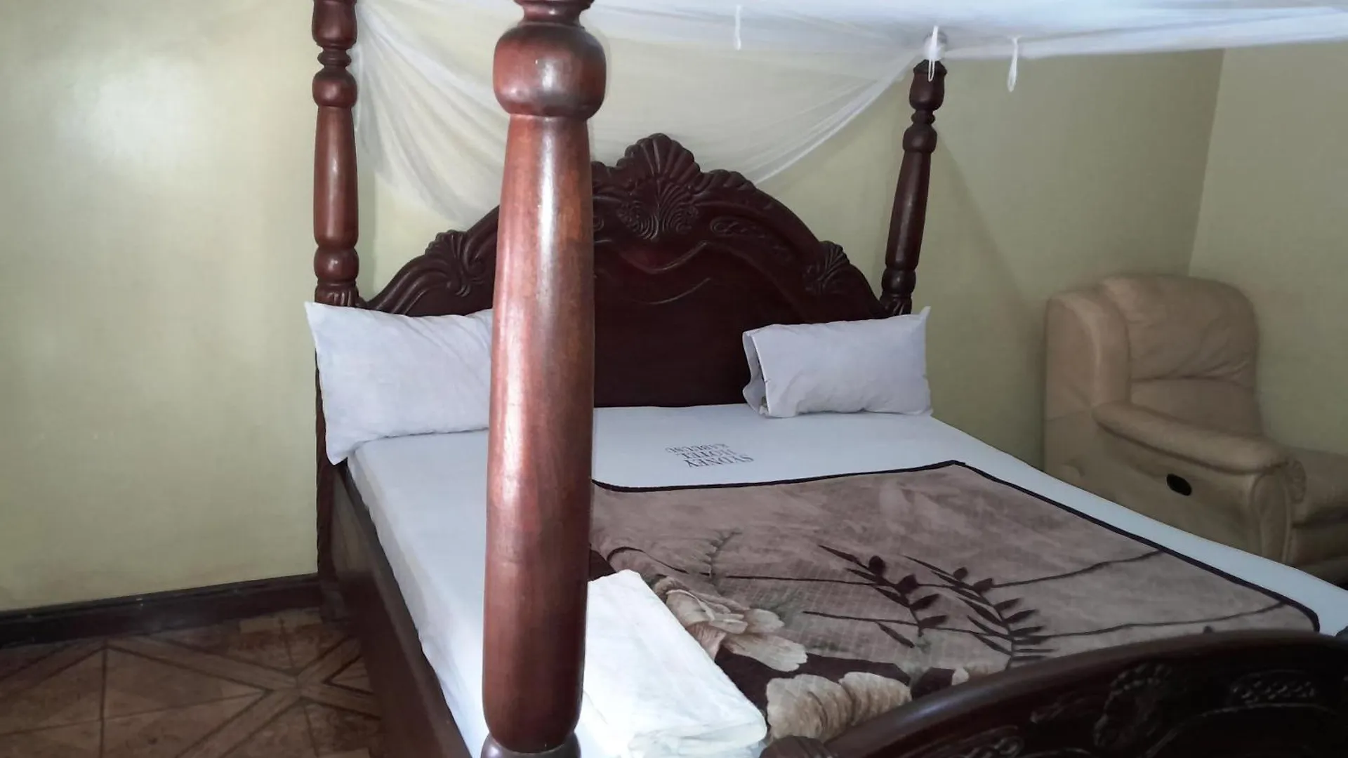 Sydney Hotel Kampala